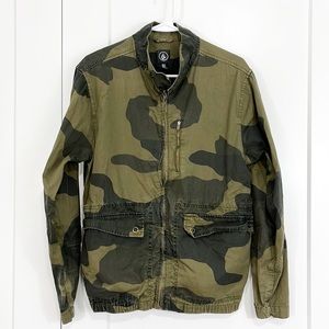 Volcom Small Green and Brown Camouflage Bomber Jacket with Pockets